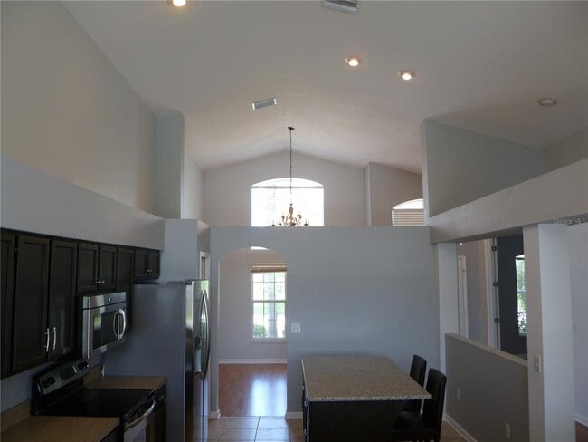 Building Photo - 6936 Cohasset Cir