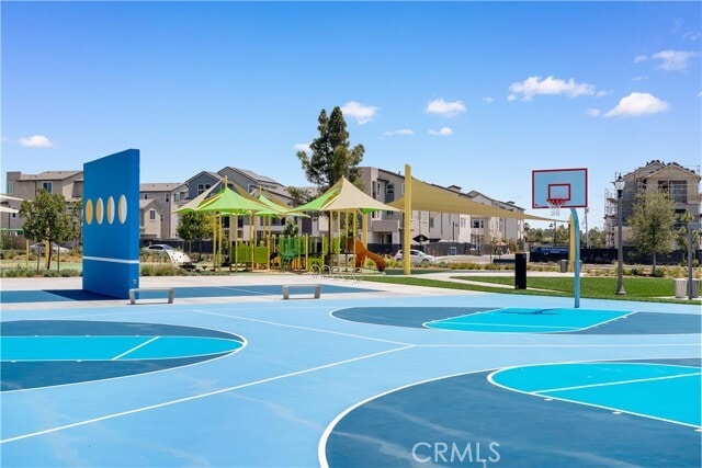 Building Photo - 297 Shoveler