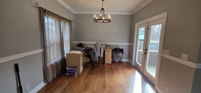 Building Photo - 789 Old Prospect Rd