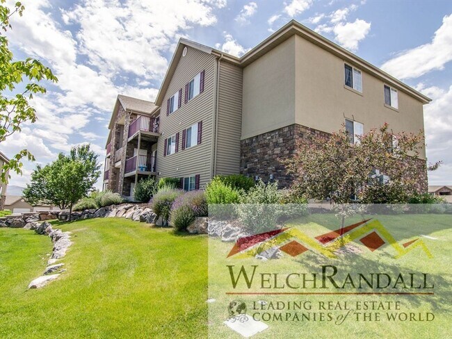 Building Photo - Spacious Lehi Condo