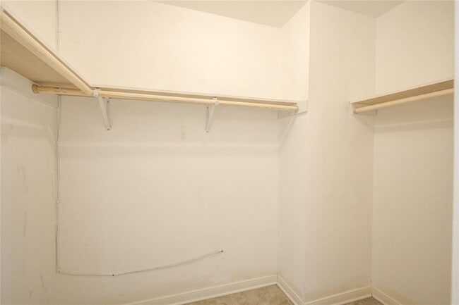 Building Photo - 1411 Brickarbor Dr