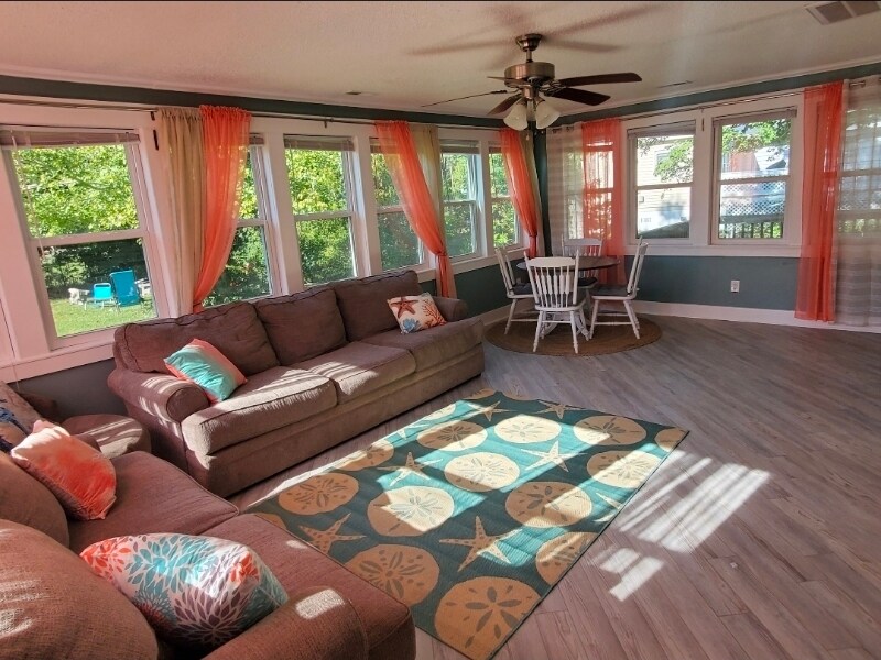 Building Photo - 118 Tasha St