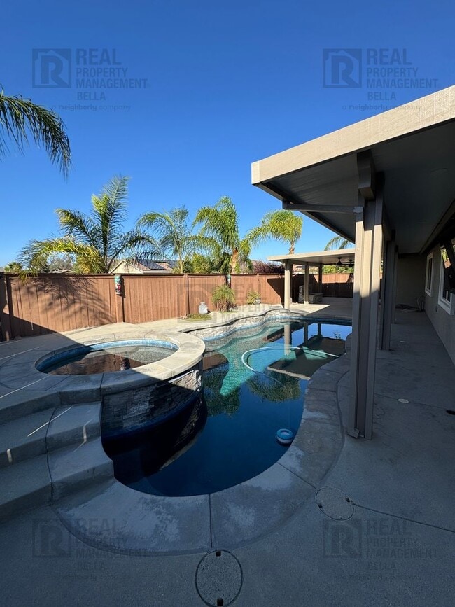 Building Photo - 23694 Canyon Heights Dr
