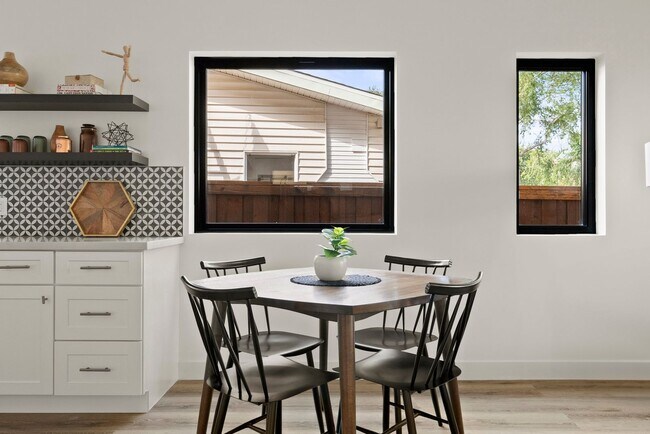 Building Photo - Stunning brand new construction, modern lu...