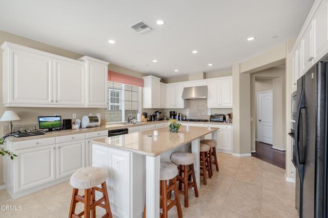 Building Photo - 1460 Viewpoint Dr