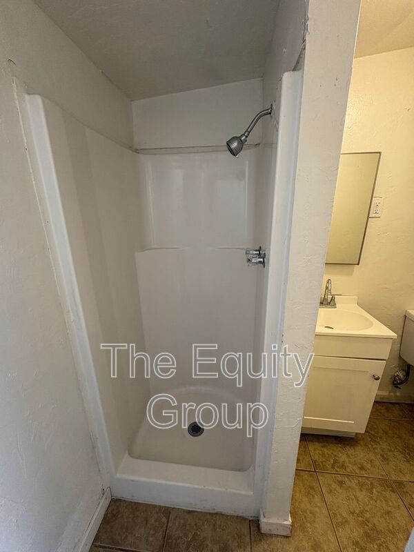 Building Photo - 38745 1/2 Campbell Dr