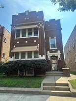 Building Photo - 8227 S Green St