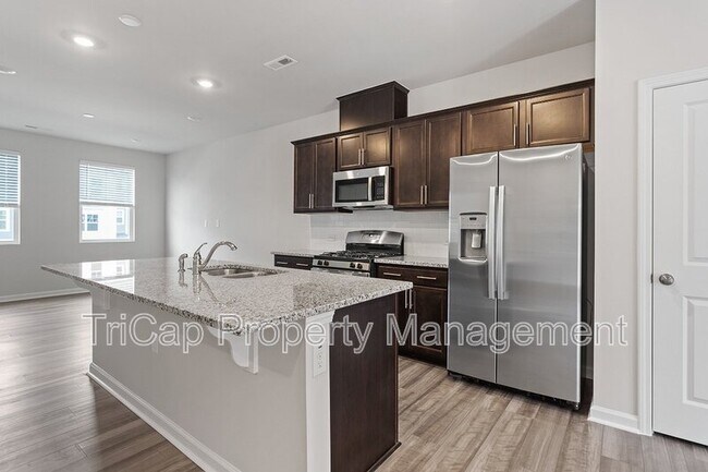 Building Photo - 328 Hemley Trl
