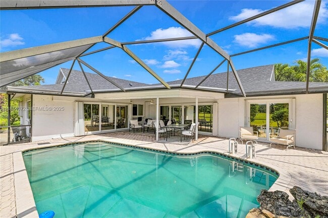 Building Photo - 5706 Guava Dr