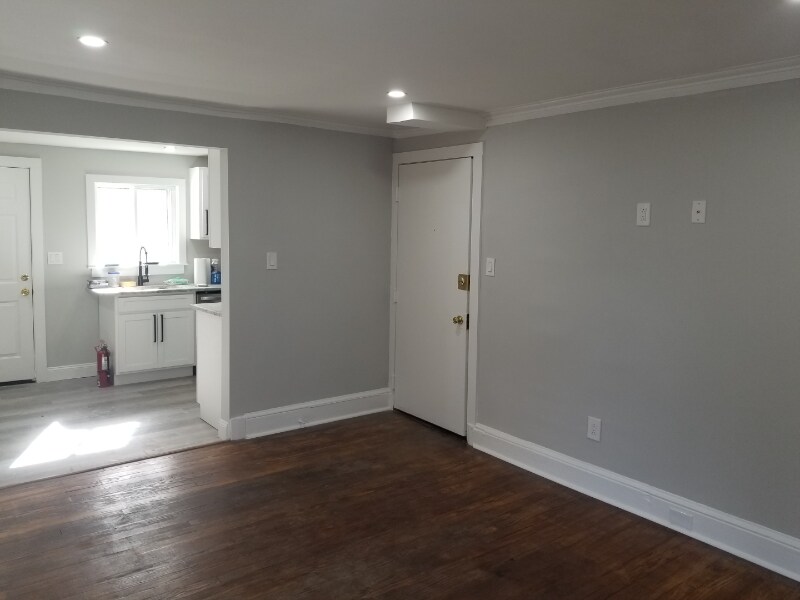 Building Photo - 0 Warren St