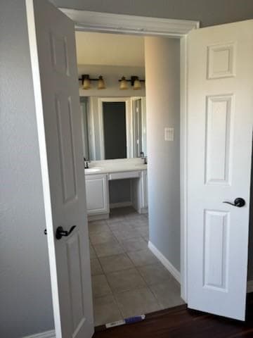 Building Photo - 2628 Castle Pines Dr