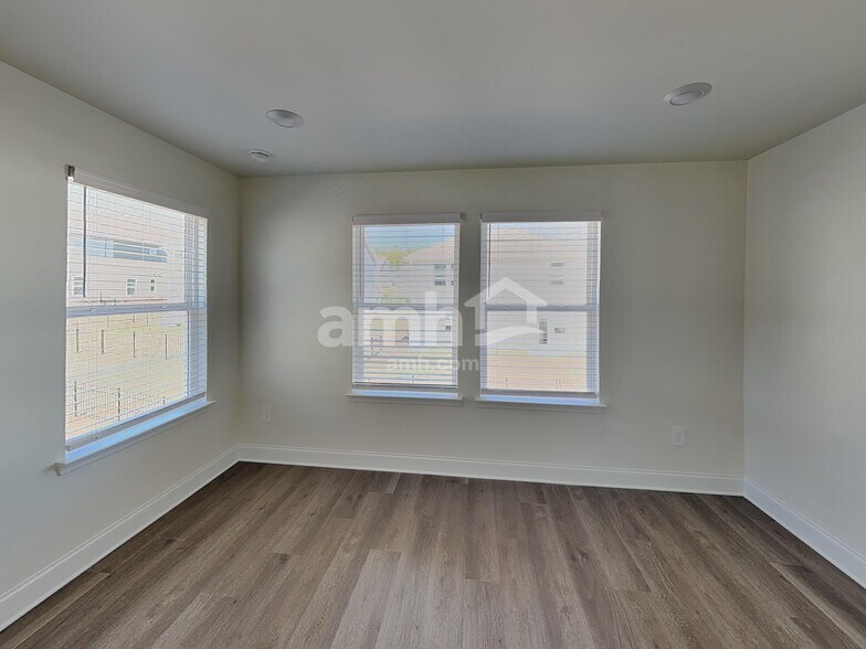 Building Photo - 3662 Creek View Cir