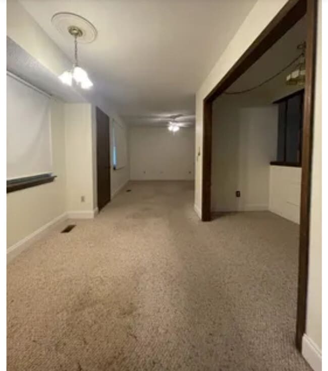 Building Photo - 112 Crisman St