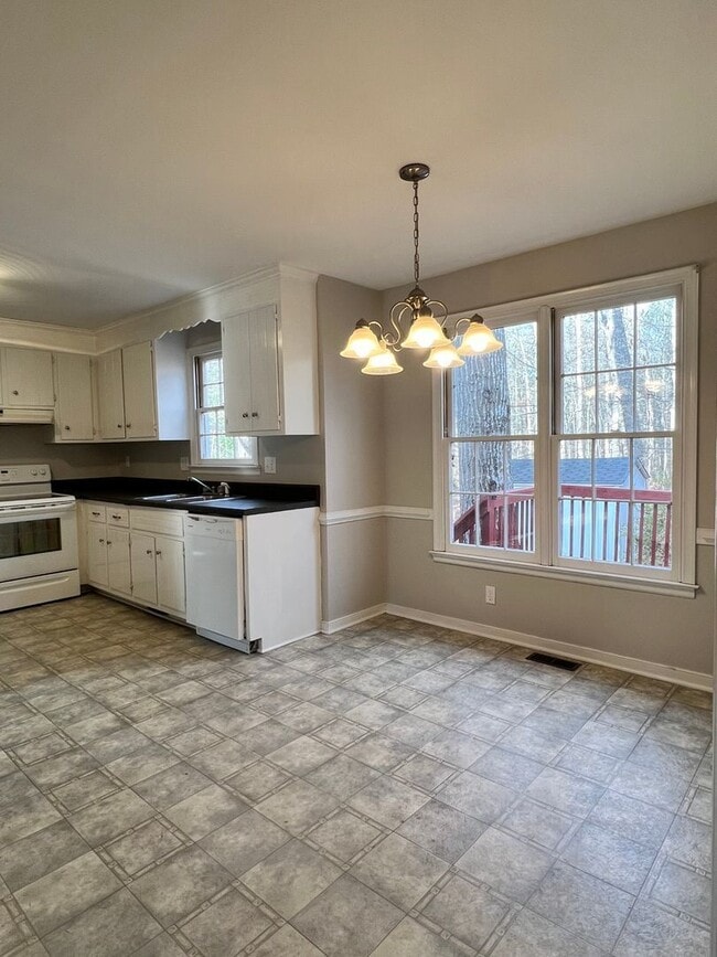 Building Photo - 2508 Crosstimbers Terrace