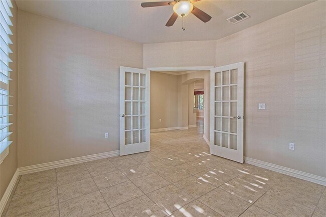 Building Photo - 411 Capote Peak Dr