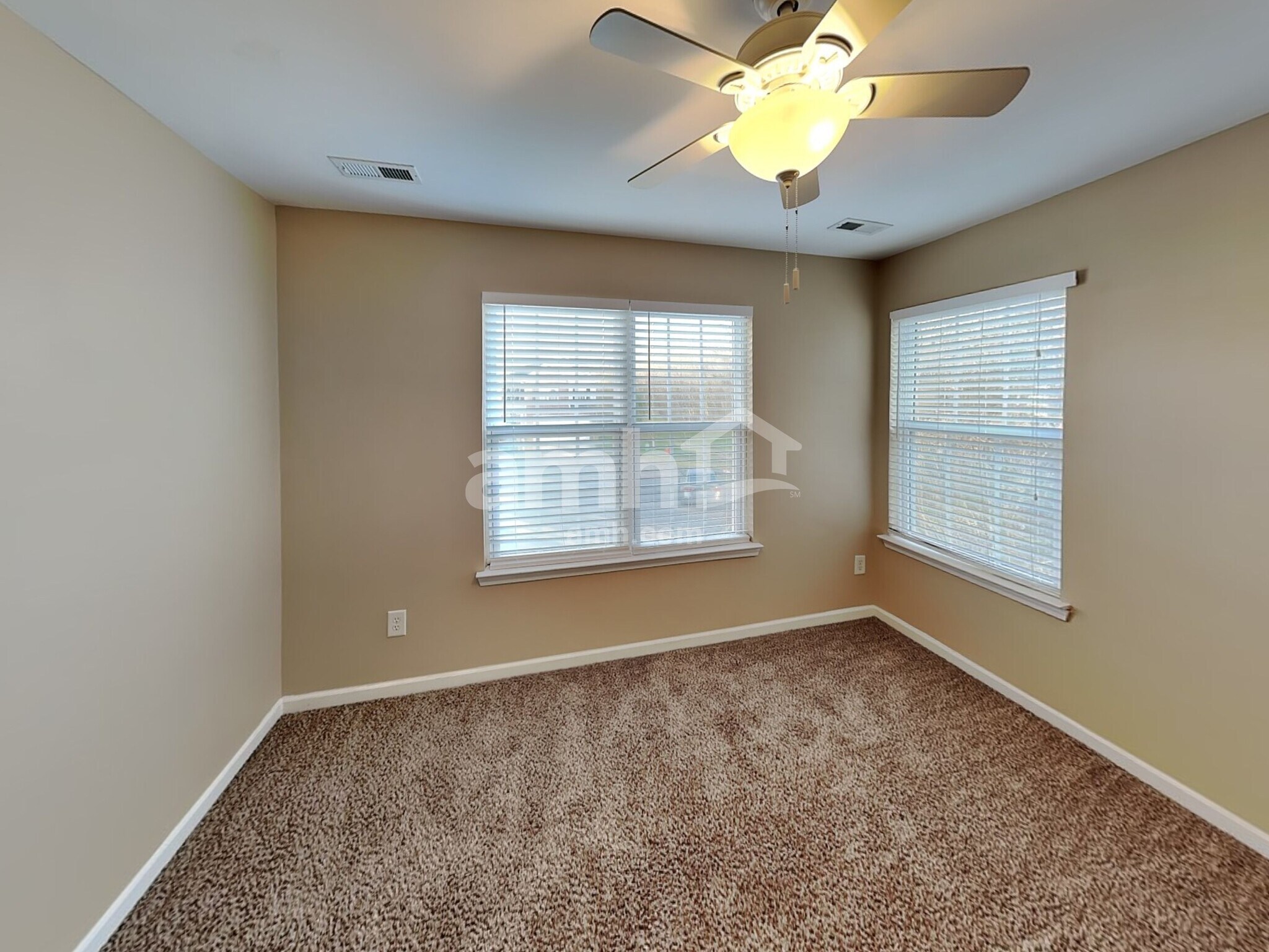 Building Photo - 1620 Harrison Way