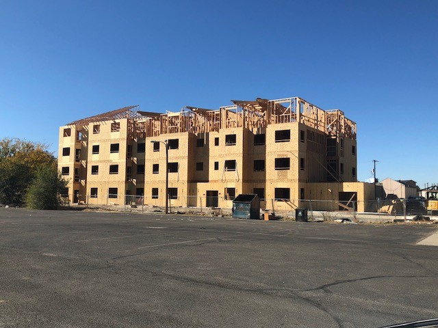 Primary Photo - Vineyard Suites on the Boulevard