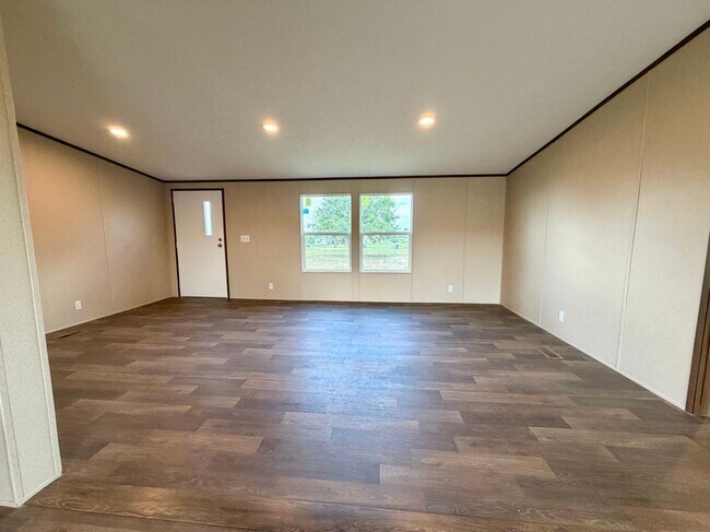 Building Photo - 4507 Big Tank Rd