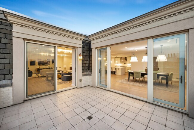 Building Photo - 801 Key Hwy