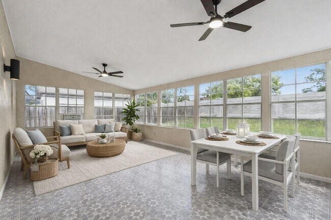 Building Photo - 4136 Tall Tree Dr