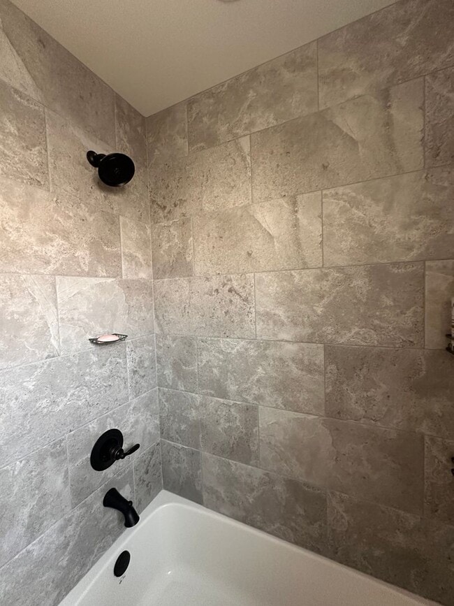 Building Photo - 3bed/2bath ALL tile home built in 2024