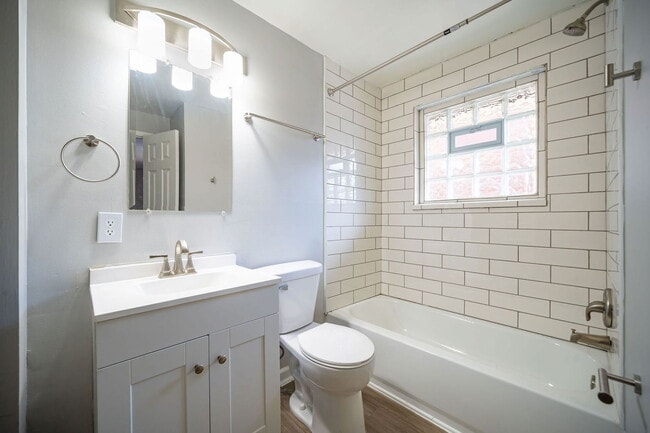 Building Photo - 35 Euclid Ave