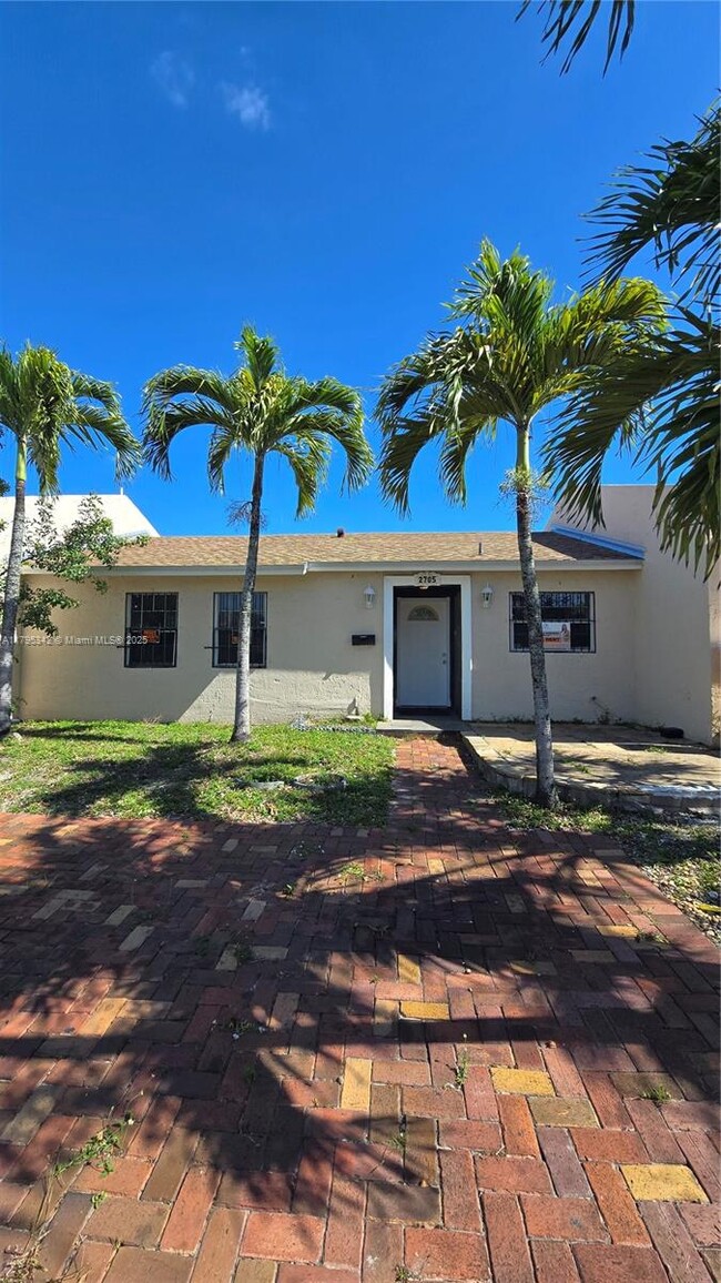 Primary Photo - 2705 NW 204th Ln