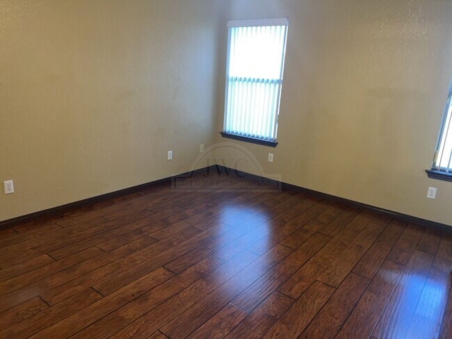 Building Photo - ***2-Weeks Free Rent***4903 Misty Cr, Killeen
