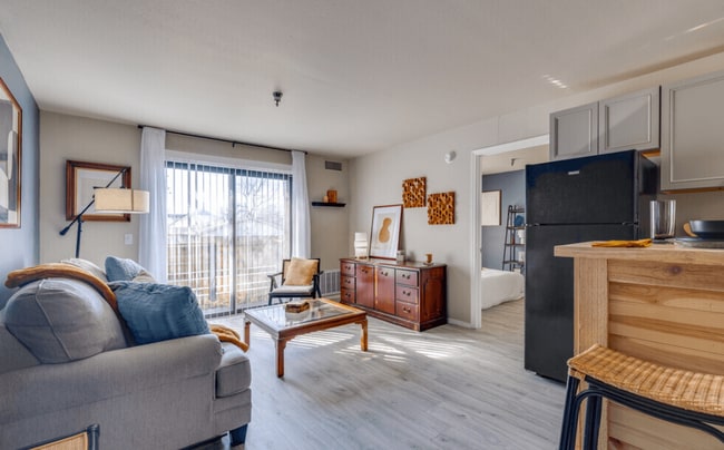 Building Photo - The Lodge Apartments