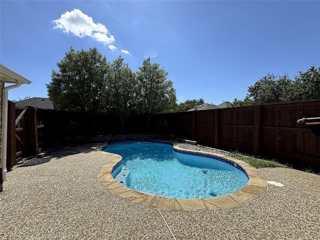 Building Photo - 3056 Sawtooth Dr