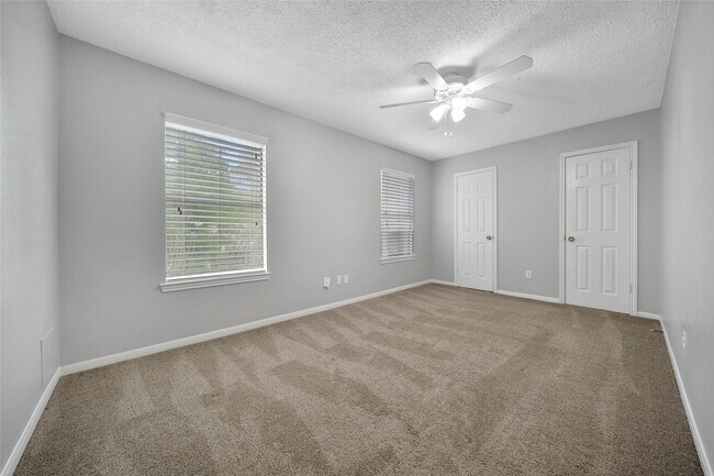 Building Photo - 9 W Lance Leaf Rd