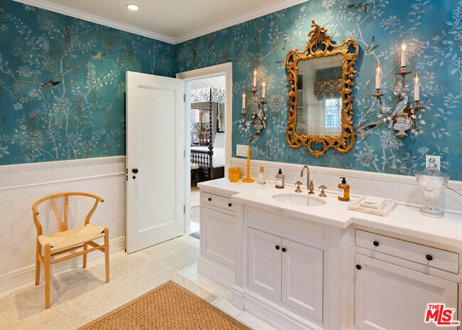 Building Photo - 23618 Malibu Colony Rd