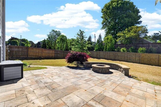 Building Photo - 3047 Mountain Shadow Way