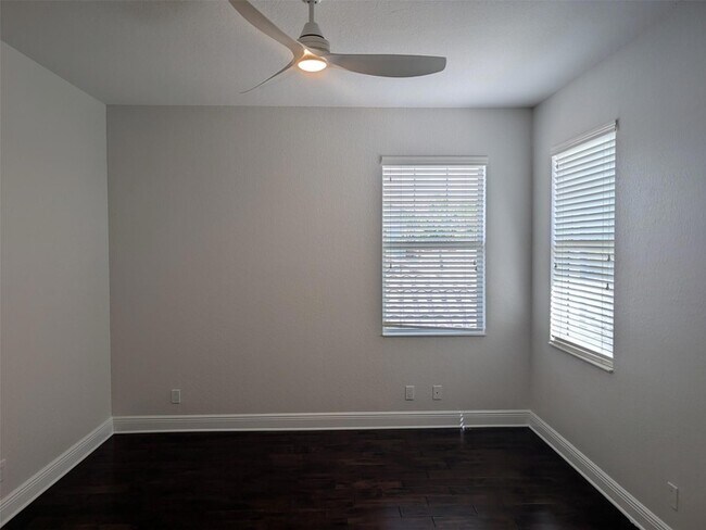 Building Photo - 8247 NW 120th Way