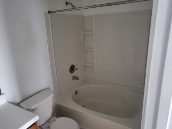 Building Photo - 5647 Strathmoor Manor Cir