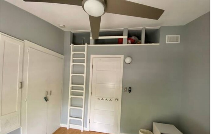 Building Photo - 2573 Oxford Lane