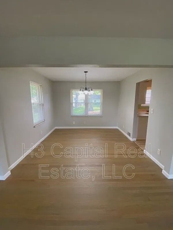 Building Photo - 2111 Clark Ave