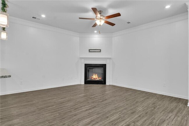 Building Photo - 5108 City Walk Dr