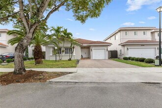 Building Photo - Southwest 136th Terrace, Miami, FL 33186 - 3 BR 2 BA single-family home