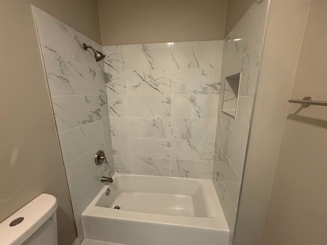 Building Photo - 4143 S Wabash Ave