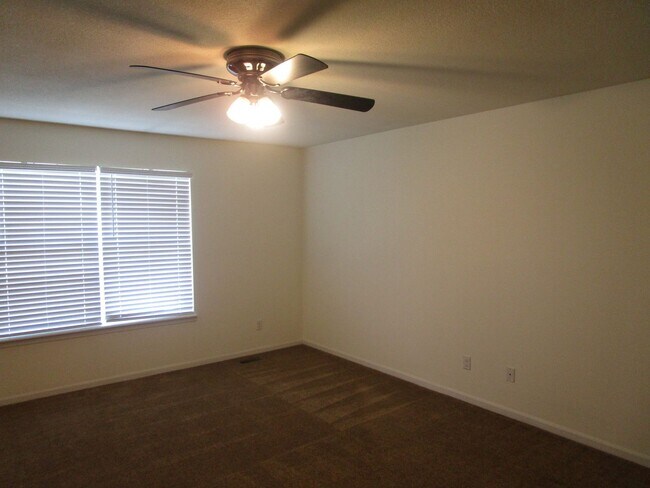 Building Photo - 3505-3507 La Mesa Dr.