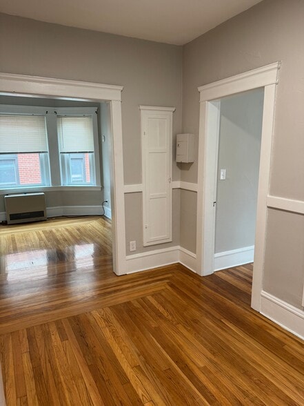 Building Photo - 110 High St