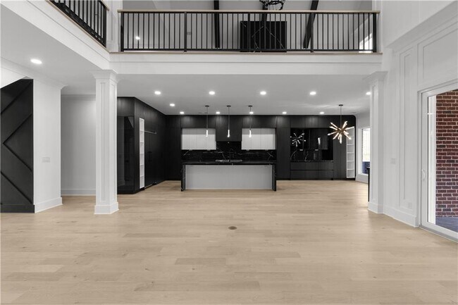 Building Photo - 409 Thunder Rd