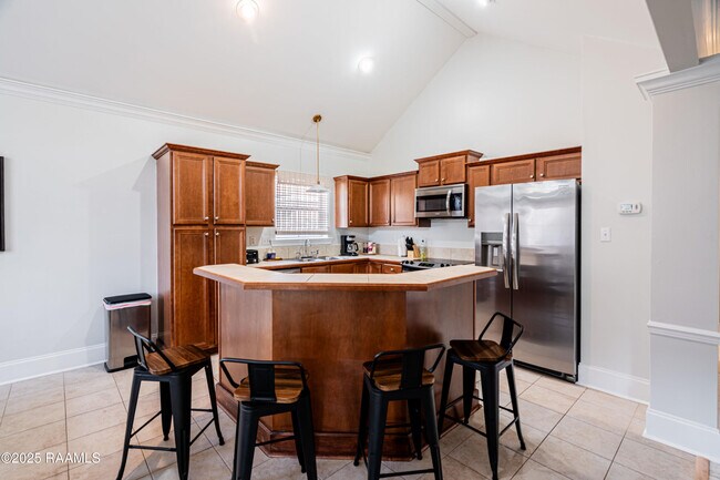 Building Photo - 130 Windermere Cir