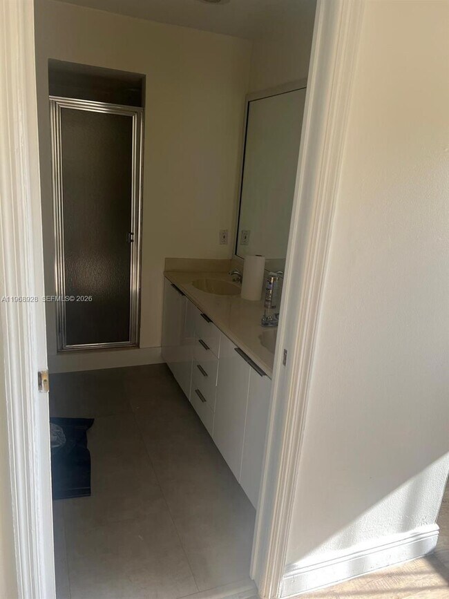 Building Photo - 15000 SW 91st Terrace