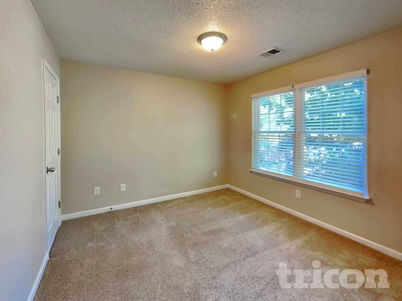 Building Photo - 14 Waterton Way