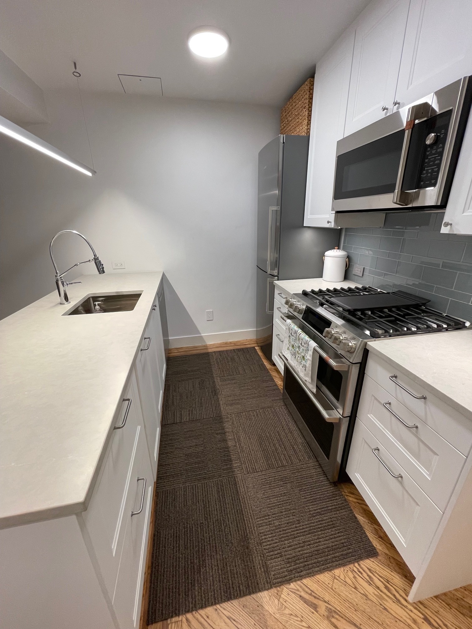 Building Photo - 130 Underhill Ave