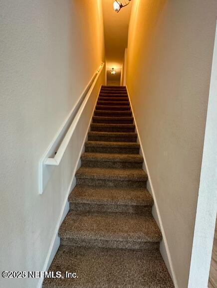 Building Photo - 367 Servia Dr