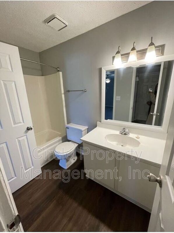 Building Photo - 4031 Hunters Ridge Dr SW