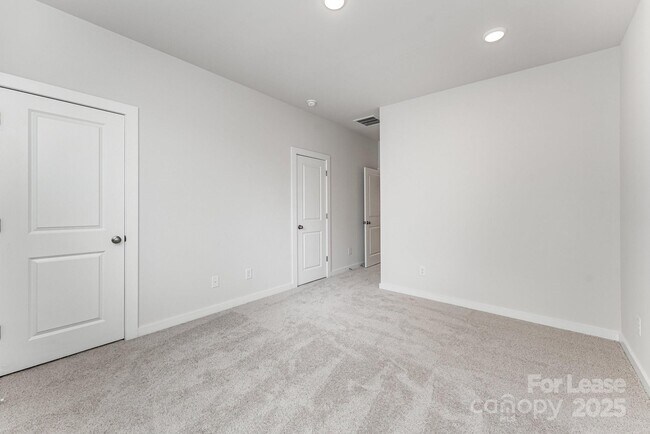 Building Photo - 1311 Cerium Wy